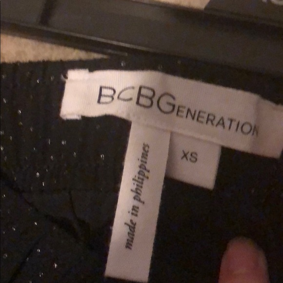 NWOT BCBG Sparkly Pleated Skirt - Picture 4 of 8